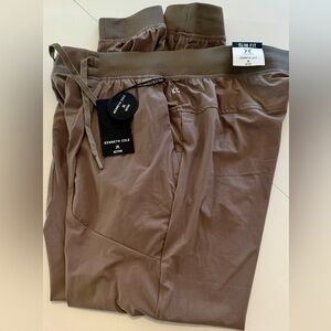 Kenneth Cole Active size L NWT Khaki color
